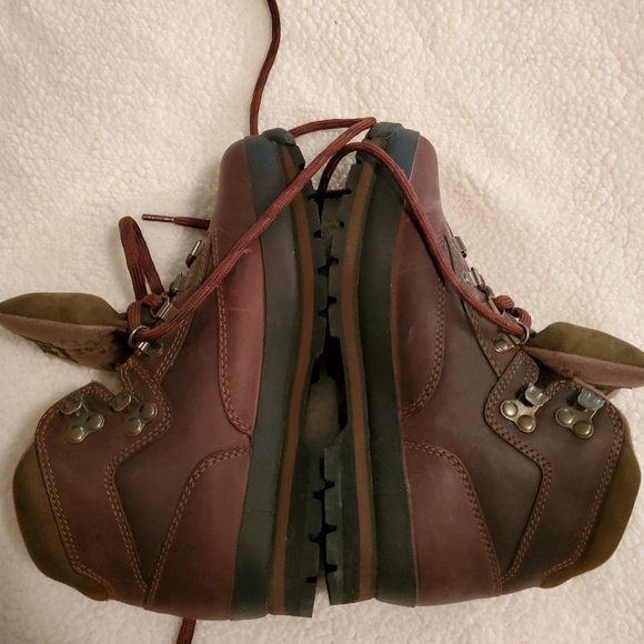 Womens Vintage Timberland Boots. Size 9.5 M. NWOT. Brown - Picture 5 of 7